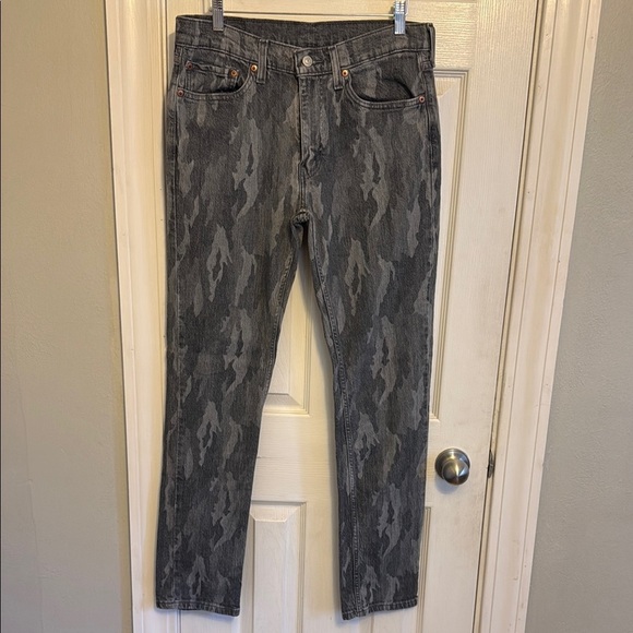 Levi's Men's 511 Gray Camouflage Jeans - Picture 1 of 6